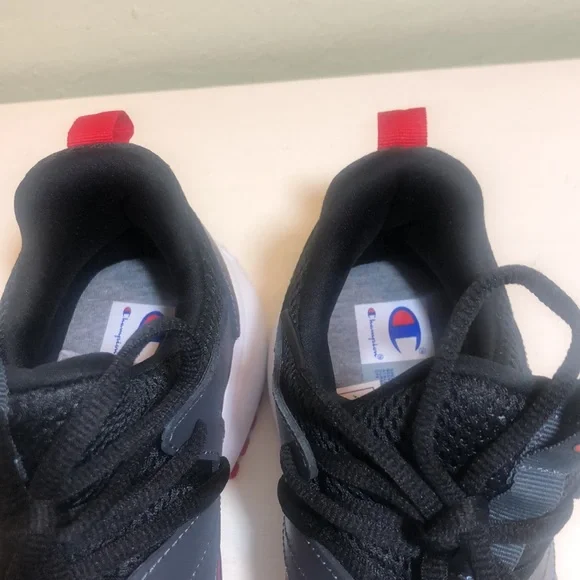 NWOB Champion Sneakers Size 7Y.